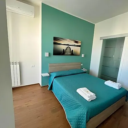 Alis Nocleg ze śniadaniem 4*